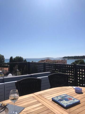 Penthouse Exceptional Sea View Apartment Medulin Exterior photo